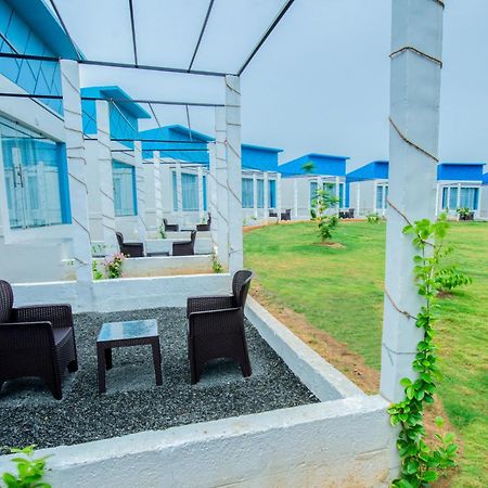 Seaborne Beach Resort Auroville Eksteriør bilde