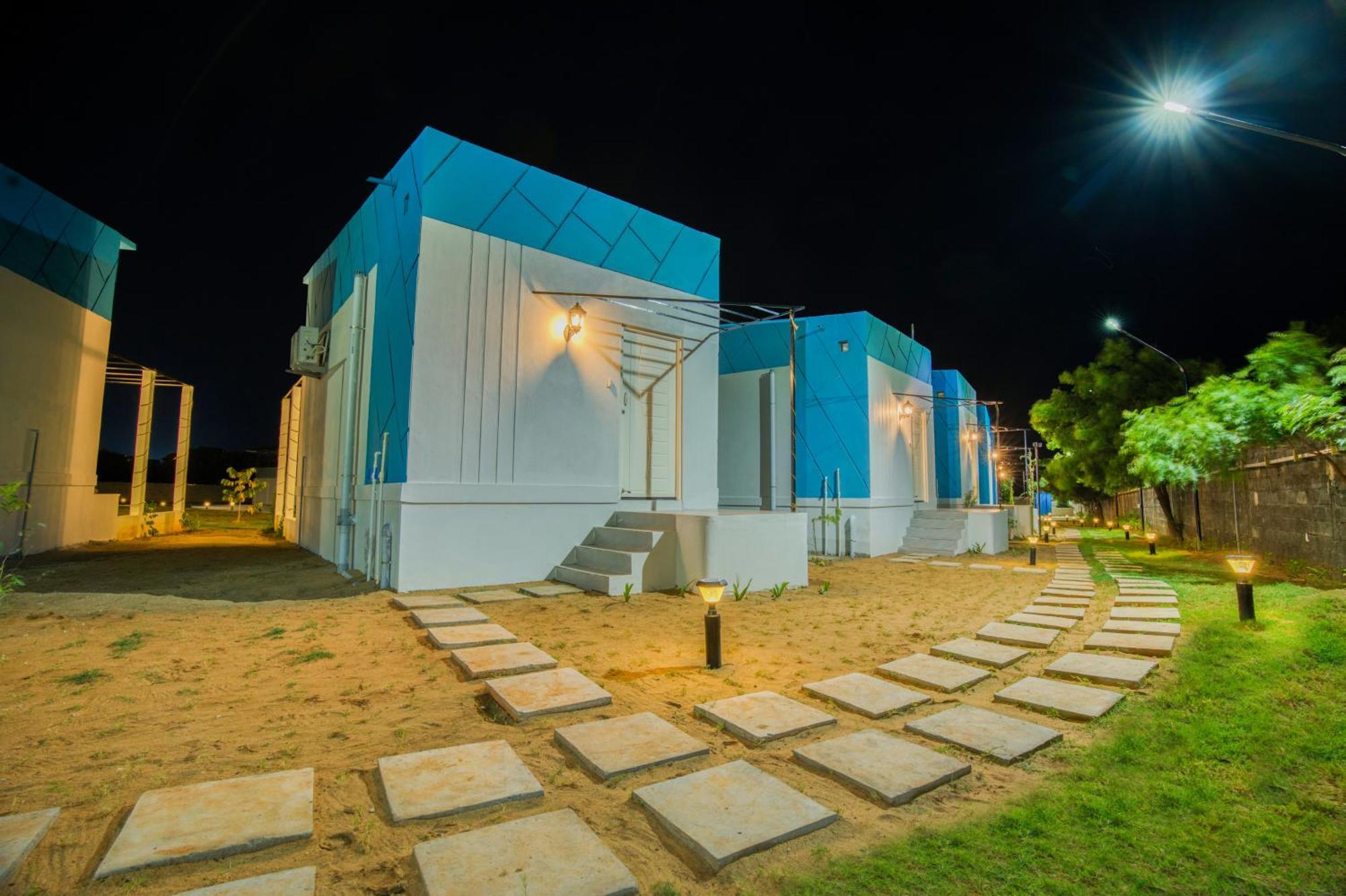 Seaborne Beach Resort Auroville Eksteriør bilde