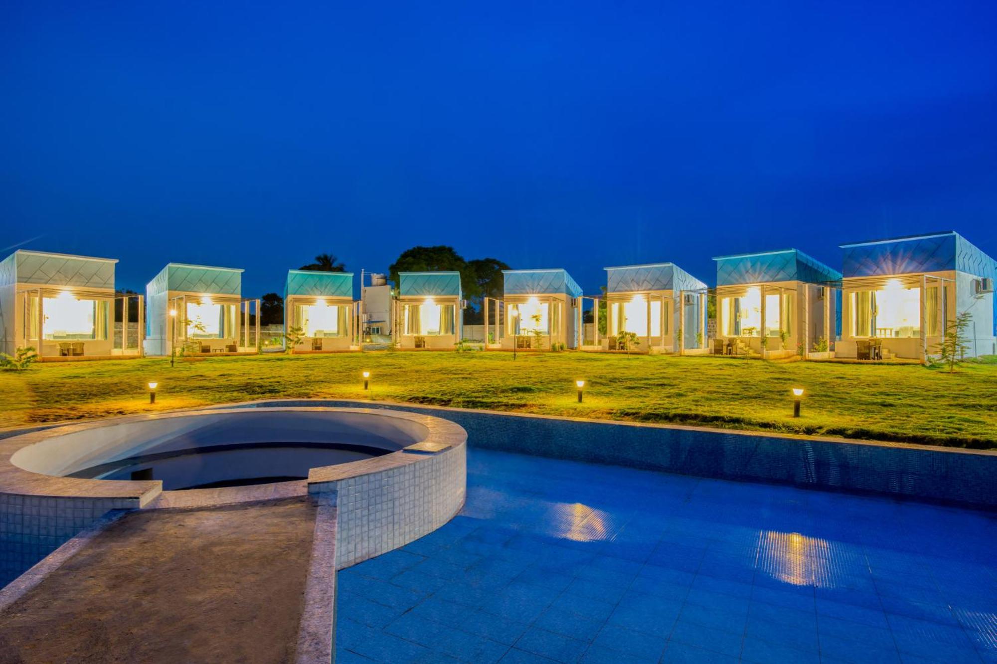 Seaborne Beach Resort Auroville Eksteriør bilde