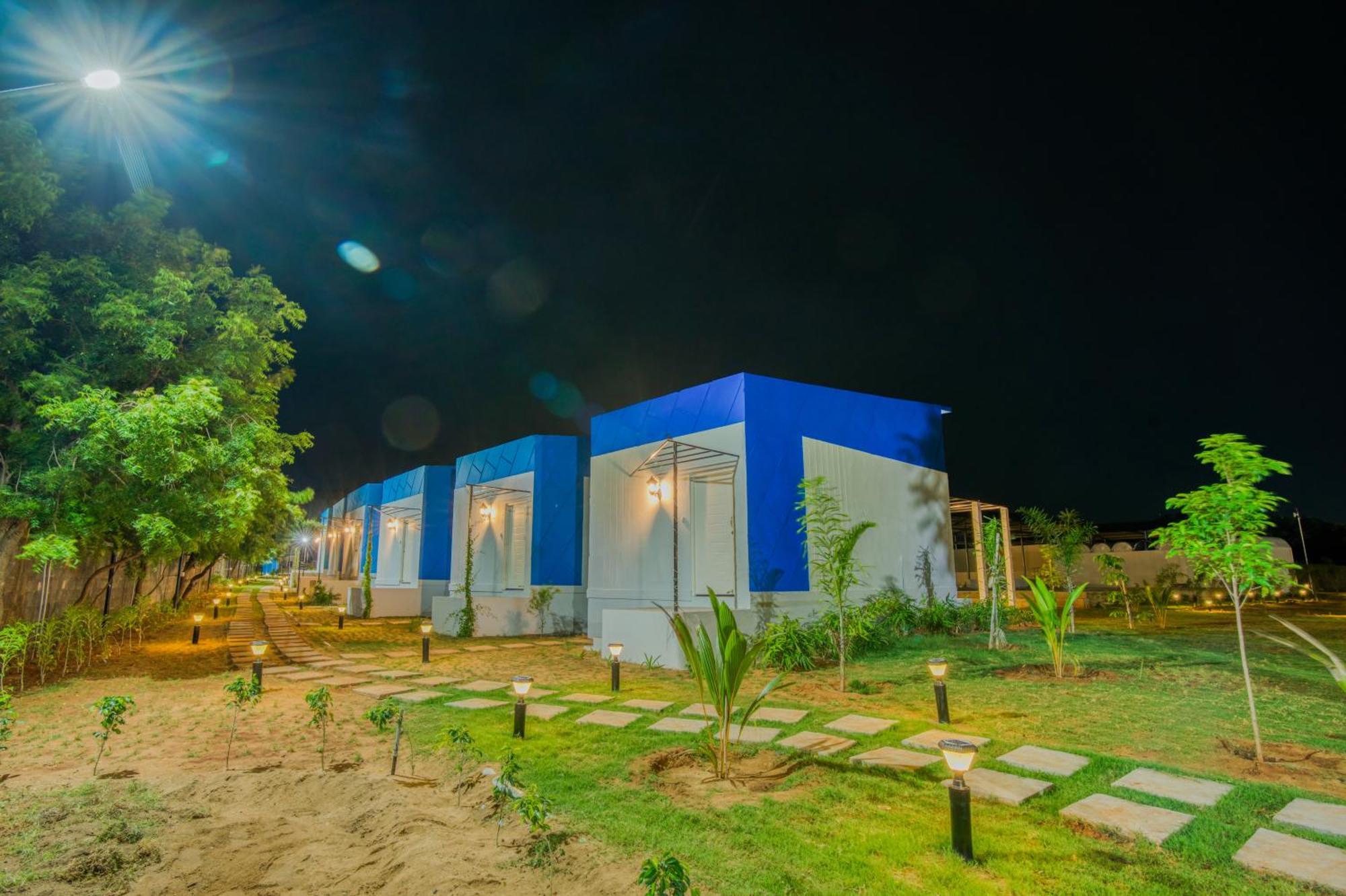 Seaborne Beach Resort Auroville Eksteriør bilde
