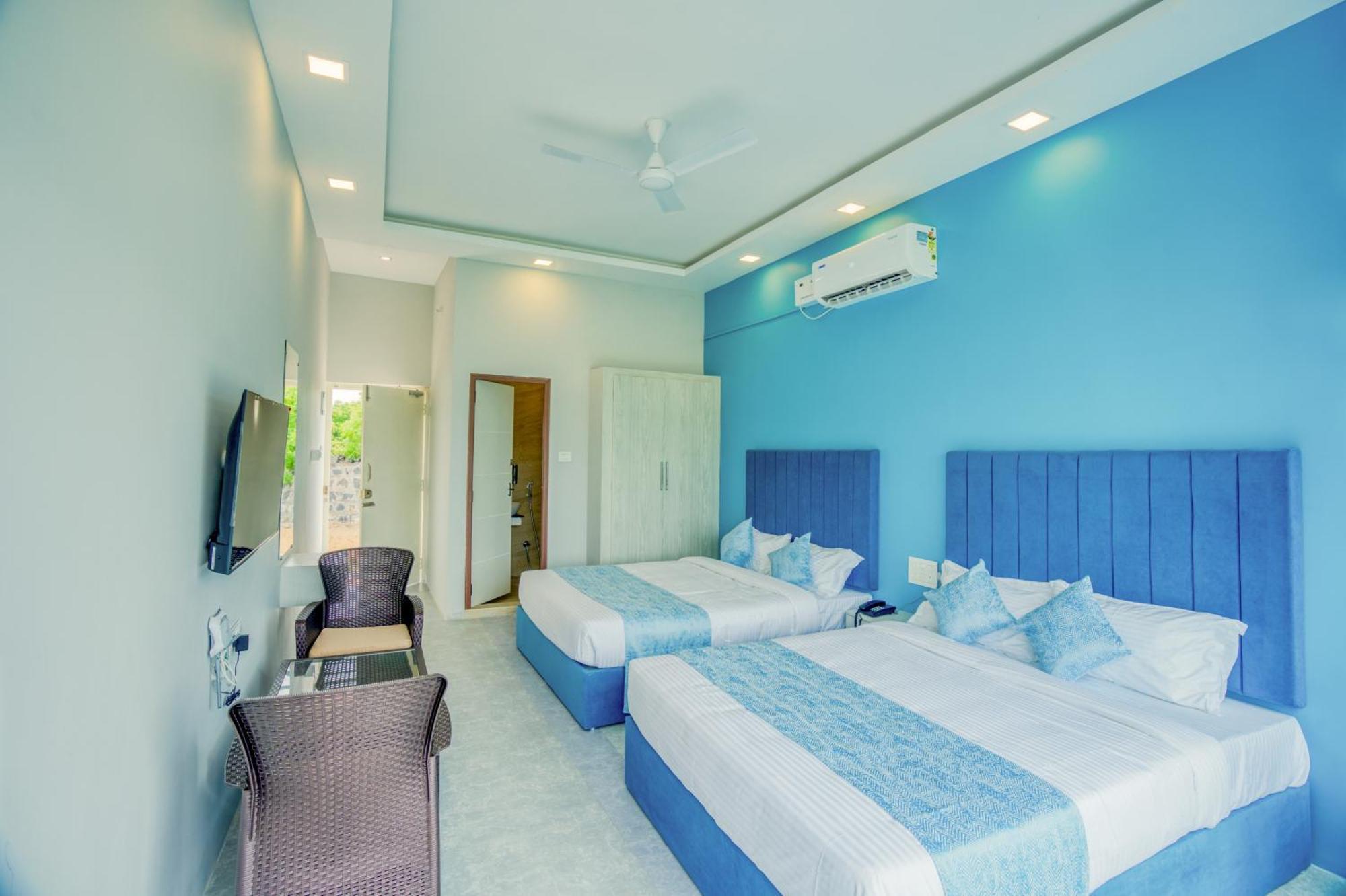 Seaborne Beach Resort Auroville Eksteriør bilde