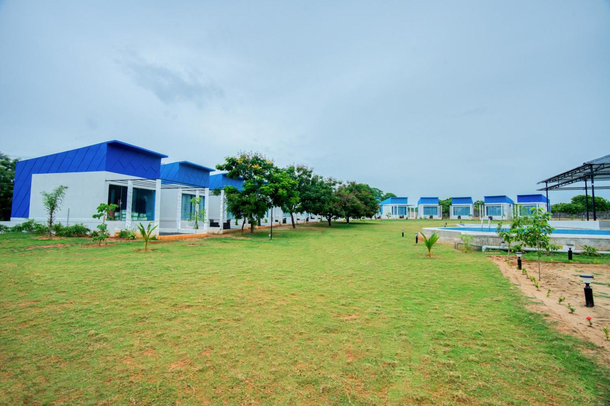 Seaborne Beach Resort Auroville Eksteriør bilde