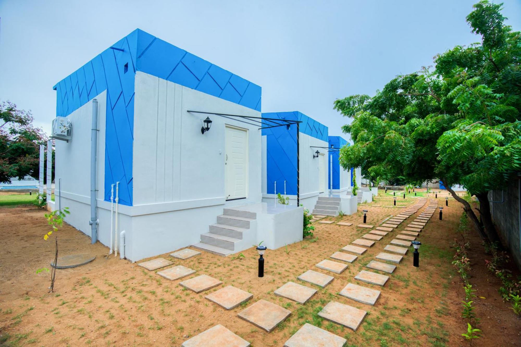 Seaborne Beach Resort Auroville Eksteriør bilde