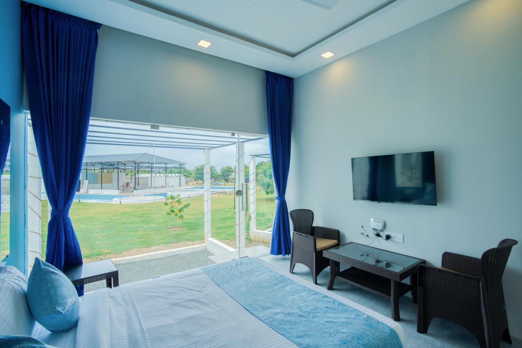 Seaborne Beach Resort Auroville Eksteriør bilde